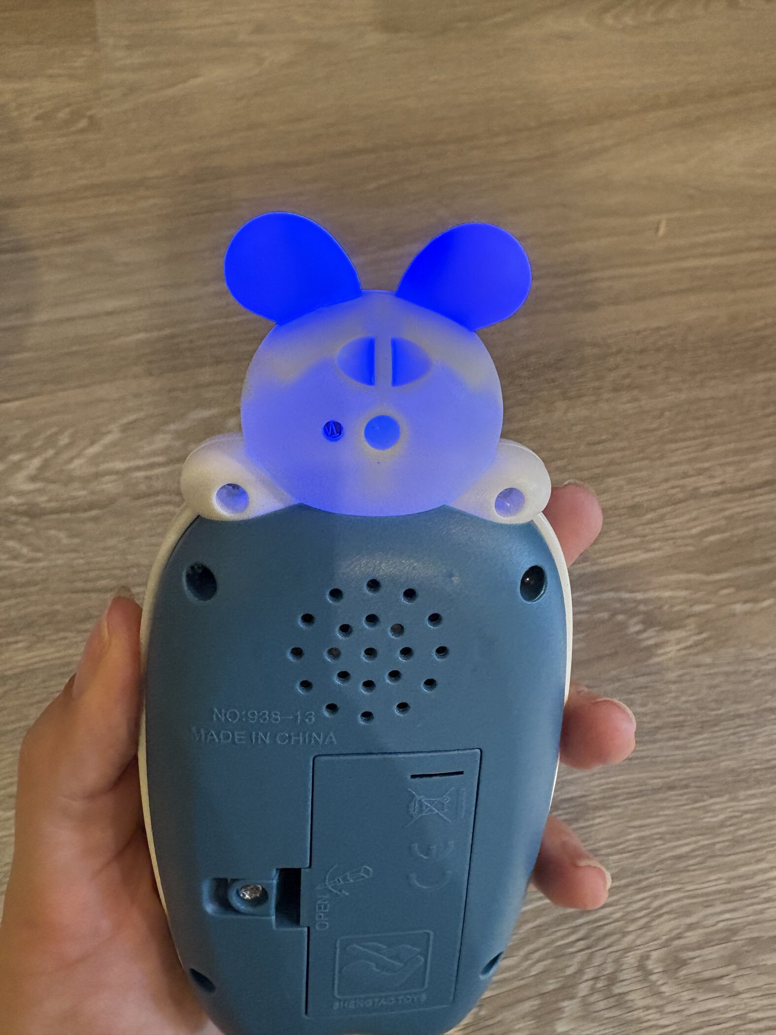 Фотография покупателя товара Музыкальный телефон детский «Малыш Банни», звук, цвет синий - Фото 5