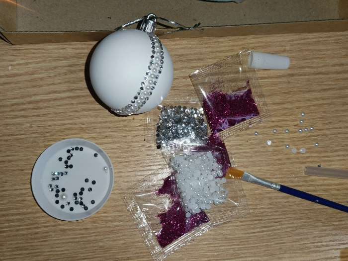 Фотография покупателя товара УЦЕНКА Ёлочный шар своими руками на новый год «Розовый», набор для творчества - Фото 1