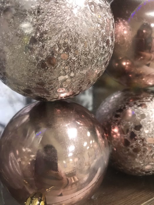 Фотография покупателя товара Ёлочные игрушки «Классика», шары новогодние, набор 4 шт., d=8 см, нежно - розовый - Фото 7