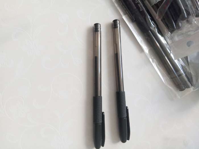 Фотография покупателя товара Набор гелевых ручек, 2 штуки, 0.7 мм, с резиновыми держателями, для ЕГЭ, в пакете - Фото 1