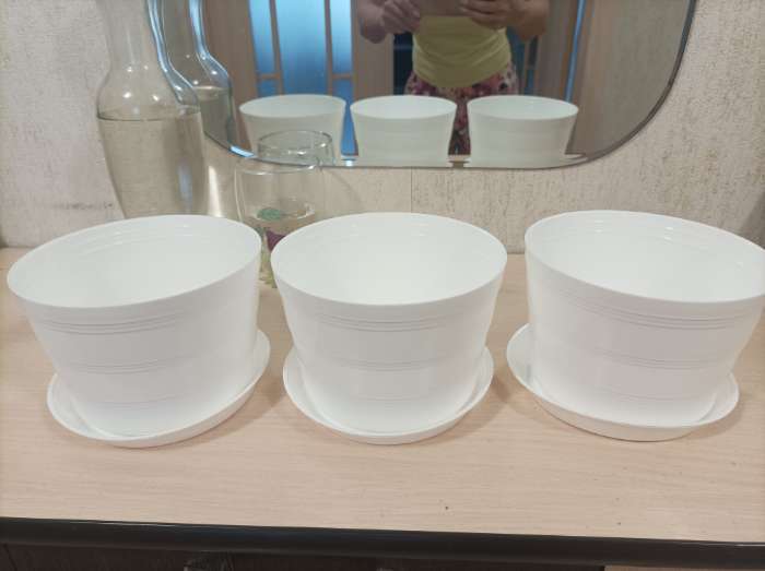 Фотография покупателя товара Горшок для цветов с поддоном «ПластоС. Классик», 1.4 л, пластиковый, белый - Фото 3