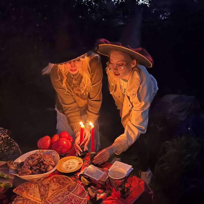 Фотография покупателя товара Декоративный подсвечник на 1 свечу «Будда», высота 7 см, d-2.4 см, чёрный - Фото 1