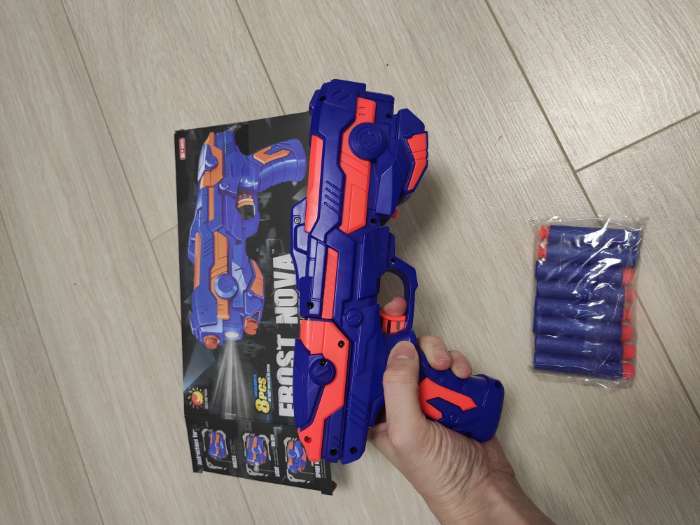 Фотография покупателя товара Пистолет «Звёздный мститель», стреляет мягкими пулями, МИКС