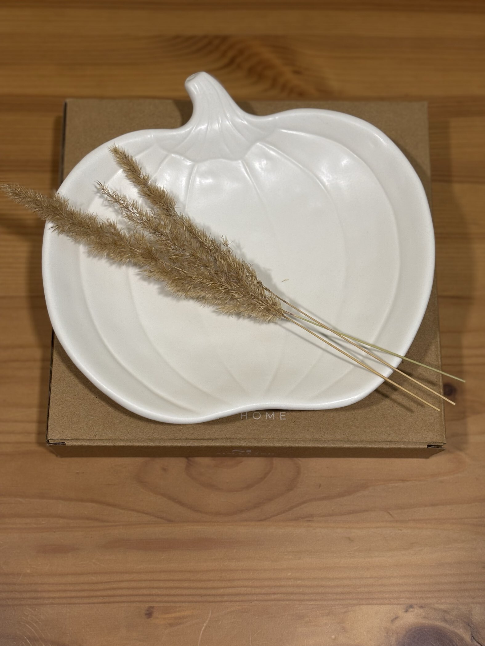 Фотография покупателя товара Тарелка SL Home «Осенний бриз», 20.3×20×3.5 см, доломит, белая - Фото 4