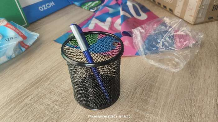 Фотография покупателя товара Стакан для пишущих принадлежностей, круглый, металлический, чёрный - Фото 1