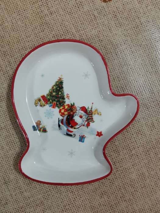 Фотография покупателя товара Блюдо сервировочное Доляна «Рождественский снеговик», 20×18×3 см, цвет белый - Фото 4