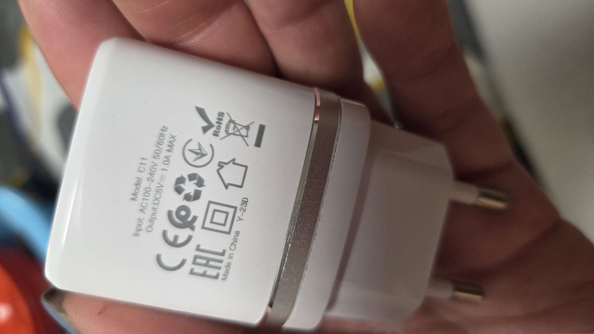 Фотография покупателя товара Сетевое зарядное устройство Hoco C11, USB - 1 А, белый - Фото 3