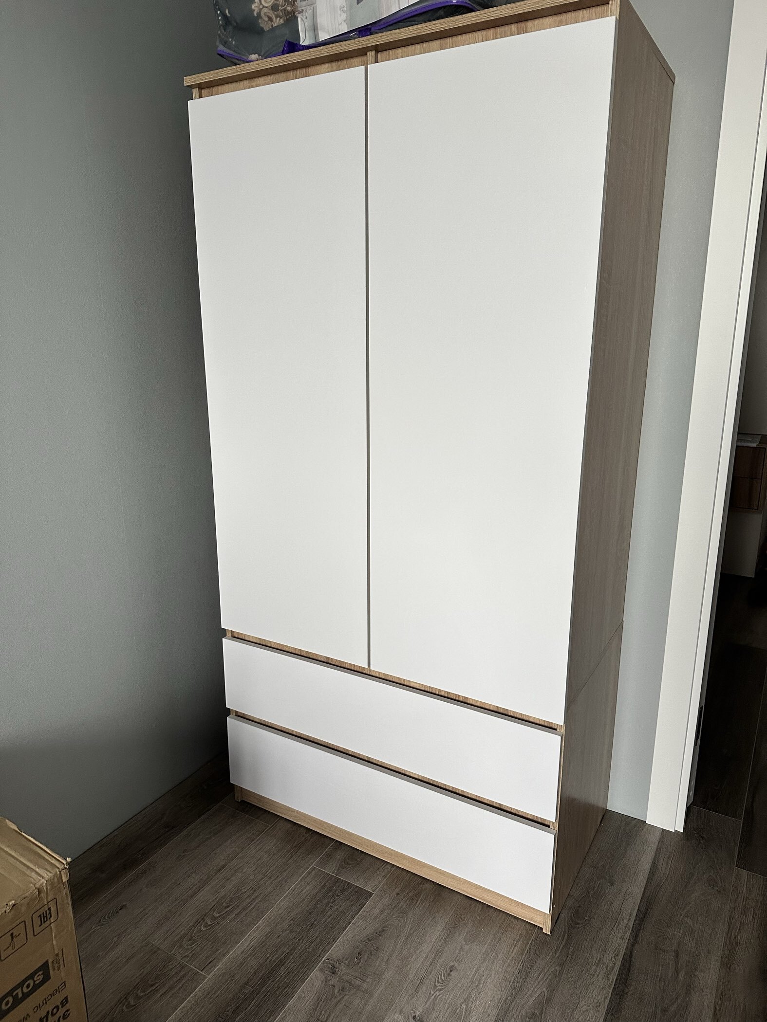 Фотография покупателя товара Шкаф двухстворчатый для одежды «Челси», с ящиками, 902×514×1796 мм, цвет белый глянец/дуб сонома - Фото 39