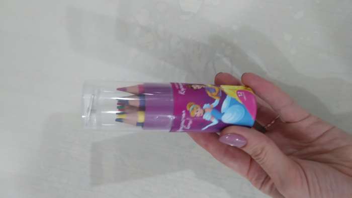 Фотография покупателя товара Карандаши цветные с точилкой в тубусе МИНИ, 12 цветов,  "Принцессы Дисней", Принцессы - Фото 4