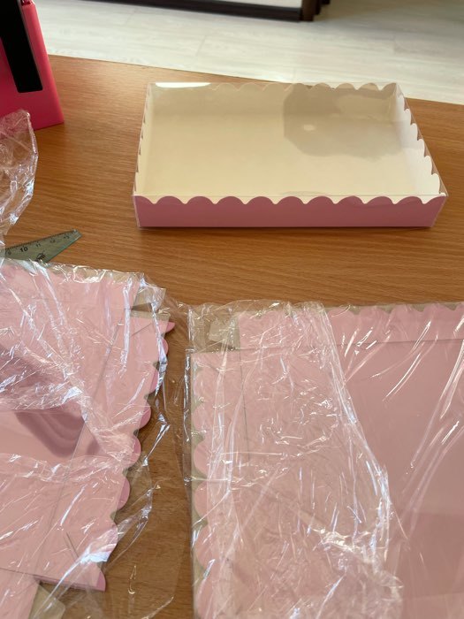 Фотография покупателя товара Коробочка для печенья с PVC крышкой "ЗигЗаг", крафт, 22 х 15 х 3 см - Фото 7