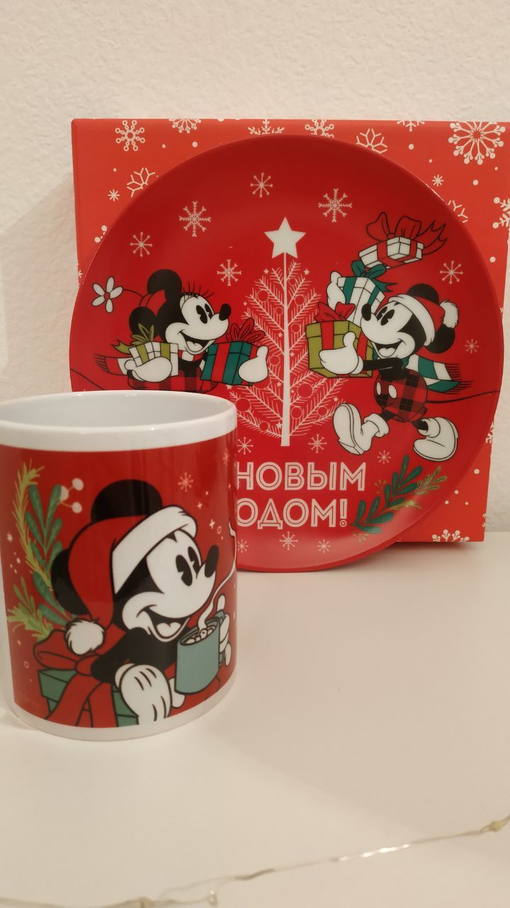 Фотография покупателя товара Набор посуды «С Новым Годом», Микки Маус и его друзья, кружка 350 мл, тарелка 20 см - Фото 3