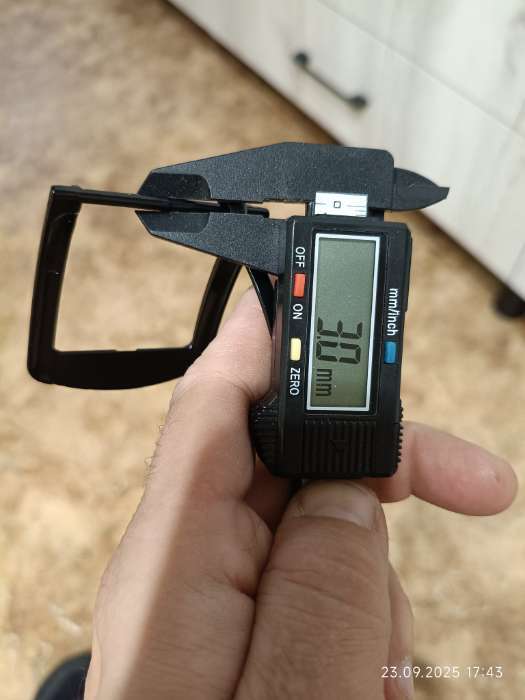 Фотография покупателя товара Пряжка для ремня, 6.3×5.5 см, 40 мм, цвет чёрный никель - Фото 2