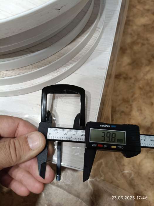 Фотография покупателя товара Пряжка для ремня, 6.3×5.5 см, 40 мм, цвет чёрный никель - Фото 4