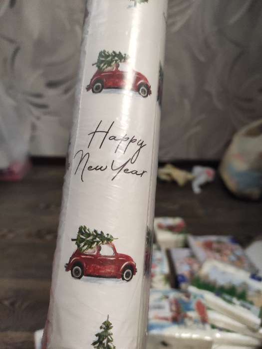 Фотография покупателя товара Бумага упаковочная глянцевая «Машина с ёлкой», 70 х 100 см, Новый год - Фото 7