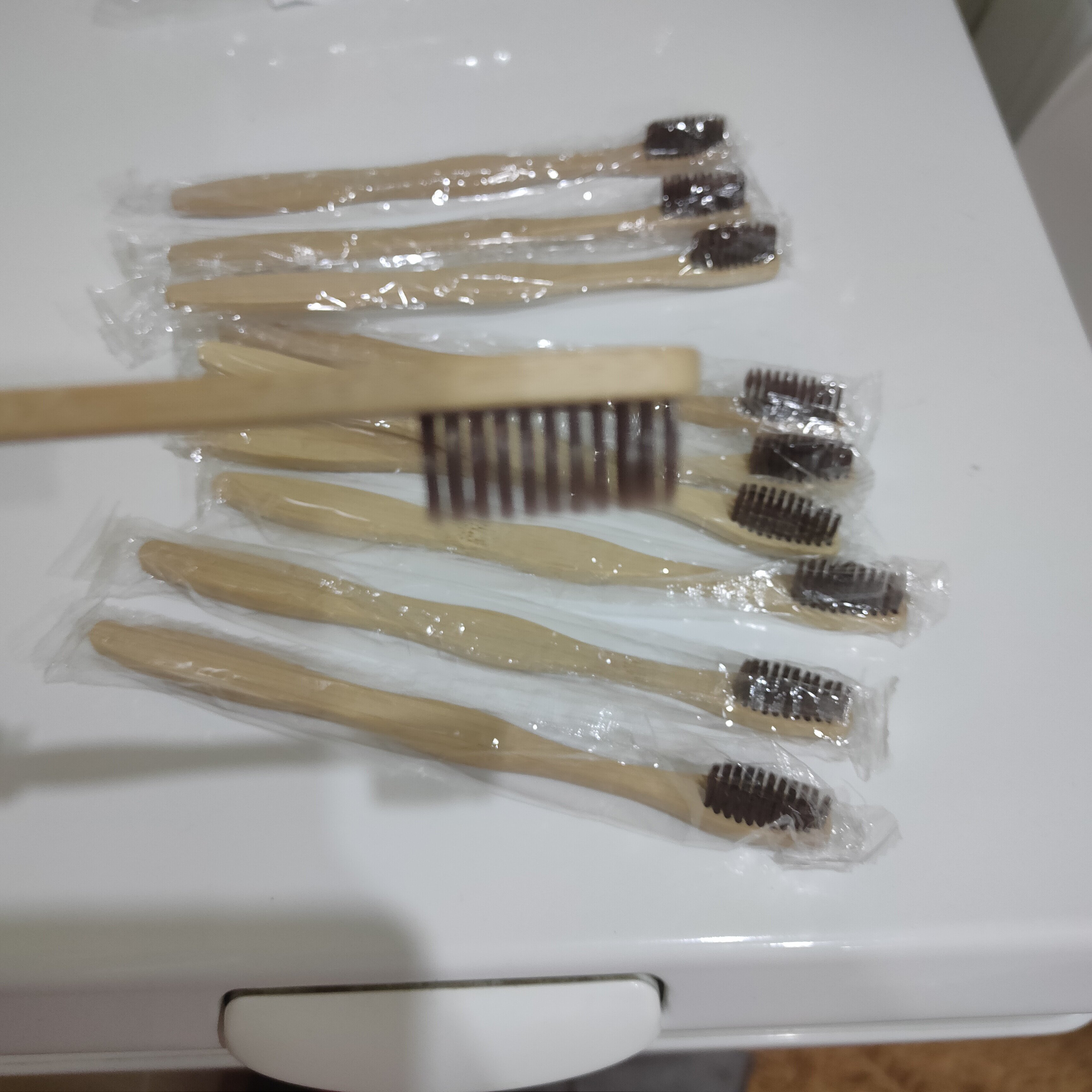 Фотография покупателя товара Бамбуковая зубная щётка средней жесткости, микс цветов - Фото 6