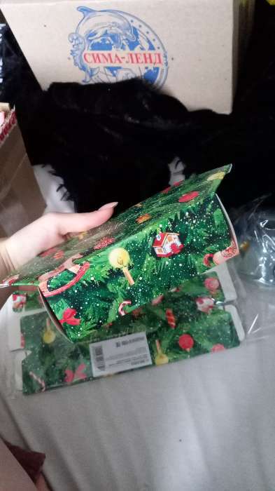Фотография покупателя товара Сборная коробка‒конфета «Сказки в Новом году», 9,3 × 14,6 × 5,3 см - Фото 1