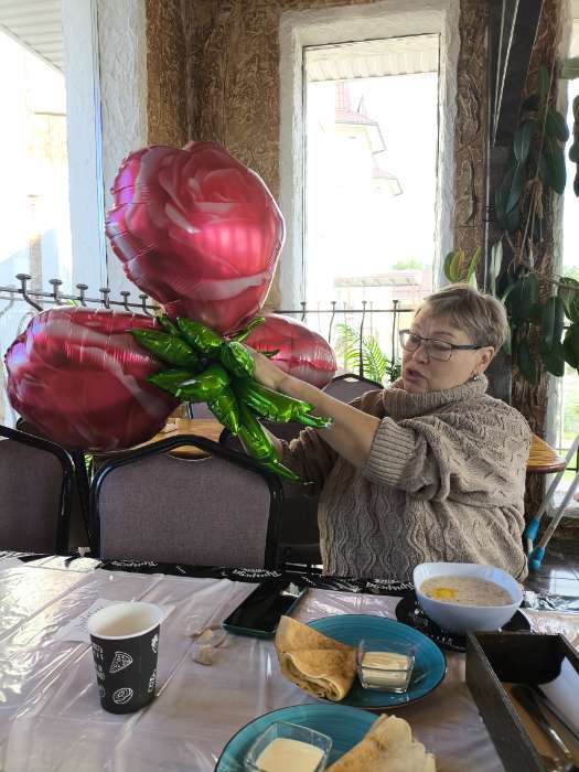 Фотография покупателя товара Воздушные шары фольгированные 28" «Роза» - Фото 1