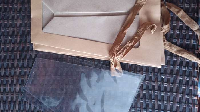 Фотография покупателя товара Пакет - переноска для цветов 18×14×35×28 см, крафт - Фото 6