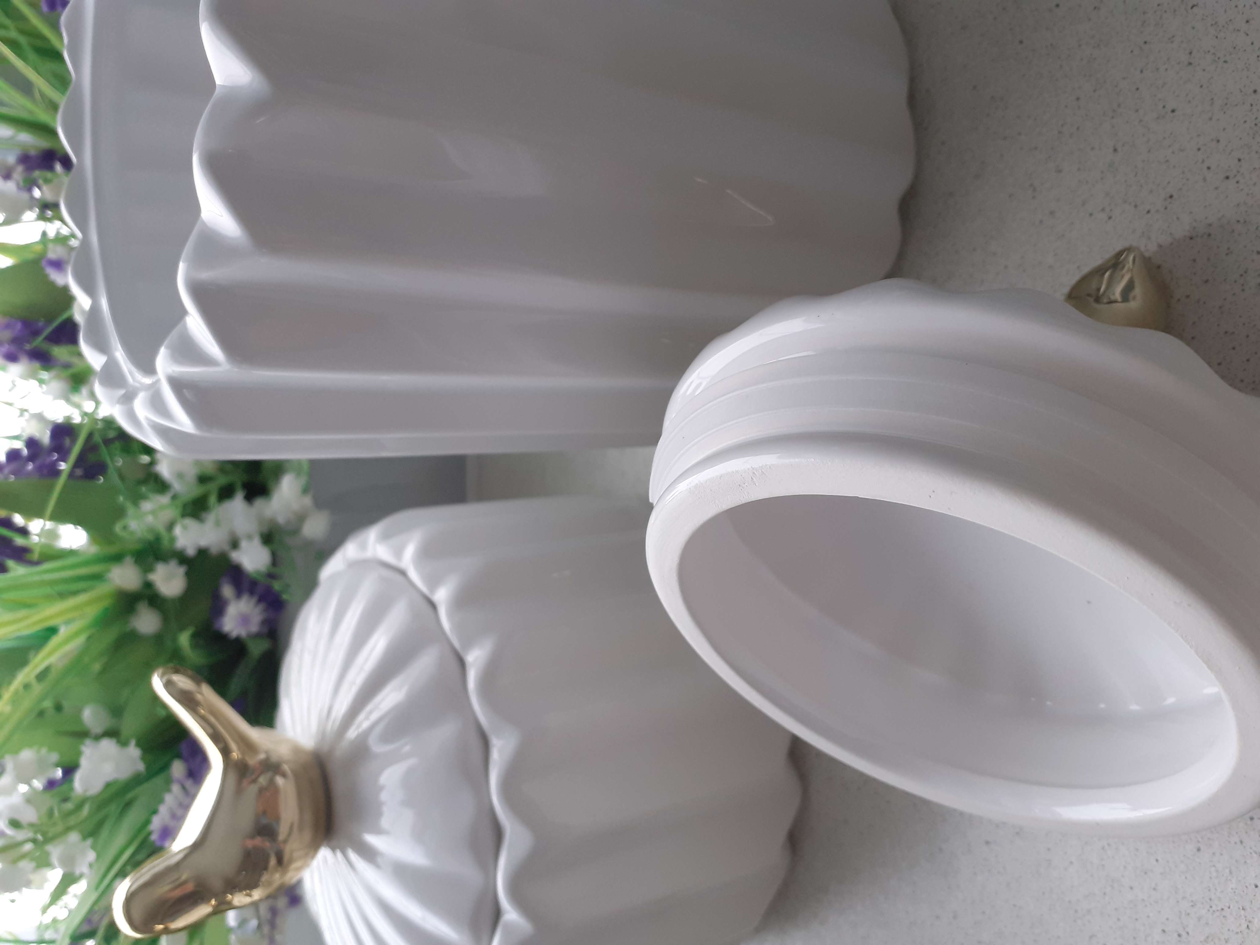Фотография покупателя товара Банка керамическая для сыпучих продуктов Доляна «Золотое крыло», 900 мл, цвет белый - Фото 9