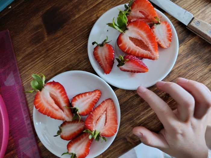 Фотография покупателя товара Семена Земляника "Карамель"  10 шт - Фото 4