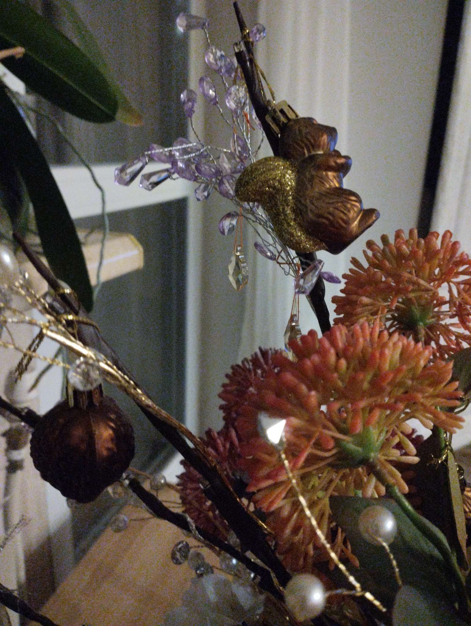 Фотография покупателя товара Ёлочные игрушки 8 шт. «Зимнее волшебство. Белочки и орешки» пластик, коричневый - Фото 1