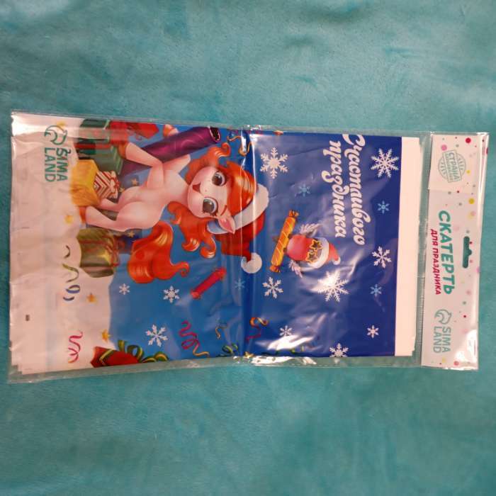 Фотография покупателя товара Скатерть одноразовая «Новый год», 180×137 см - Фото 1