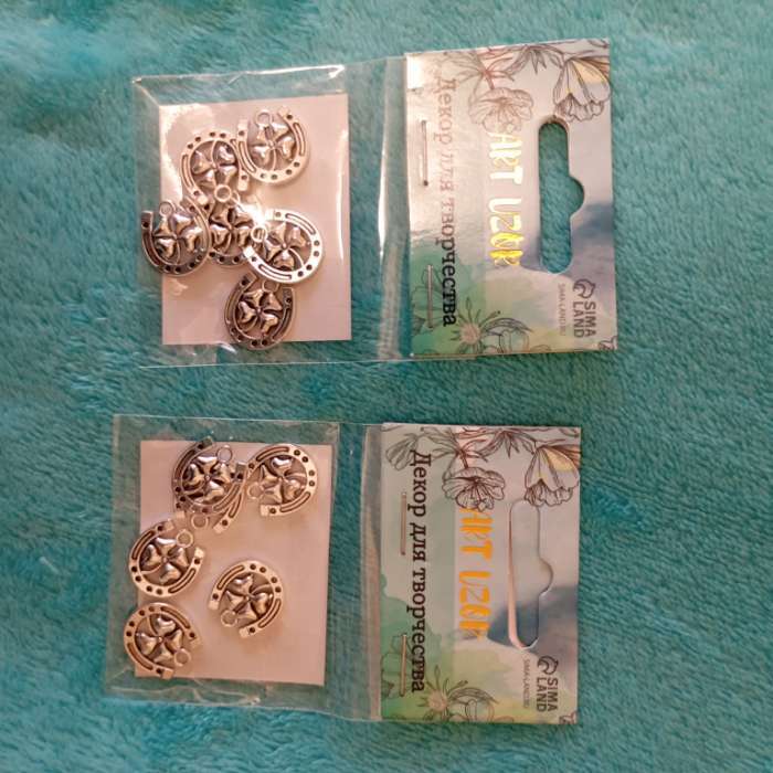 Фотография покупателя товара Металлический элемент, декоративная подвеска «Арт Узор. Подкова с клевером», серебро, набор 6 шт., 1.1×1.4 см - Фото 1