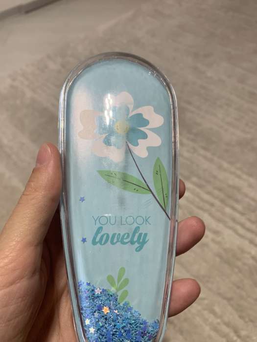 Фотография покупателя товара Расчёска - шейкер LOOK, 6.1×18(±1) см, МИКС - Фото 1