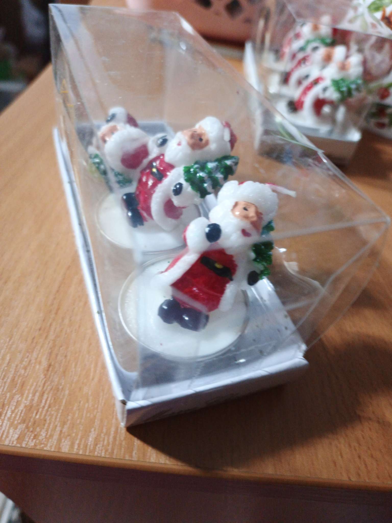 Фотография покупателя товара Набор свечей новогодних «Дед мороз с ёлкой», 4×6 см, 3 шт. - Фото 9