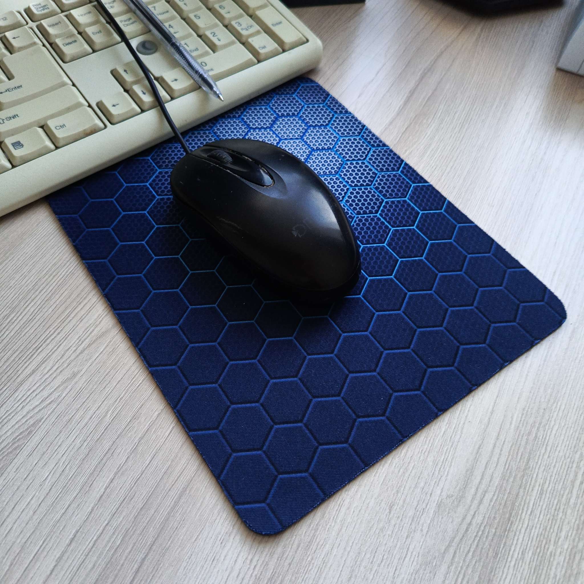 Фотография покупателя товара Коврик для компьютерной мыши «Соты», 22×18 см - Фото 1