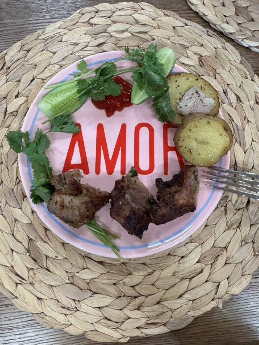 Фотография покупателя товара Тарелки SL Home «Уроки испанского: Amor - Te amo», d=22 см, набор 2 шт., фарфор, белые, розовые - Фото 1