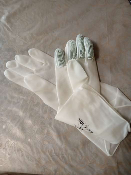 Фотография покупателя товара Перчатки хозяйственные Raccoon с щётками, ПВХ, 90 г, размер L, белые - Фото 1