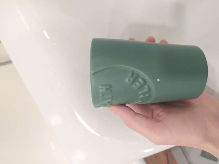 Фотография покупателя товара Набор аксессуаров для ванной комнаты Доляна «Легенда», 3 предмета (дозатор 370 мл, мыльница, стакан), цвет зелёный - Фото 3
