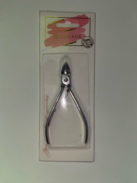 Фотография покупателя товара Кусачки педикюрные, прямое лезвие, 9,5 см, длина лезвия - 10 мм, цвет серебристый - Фото 3