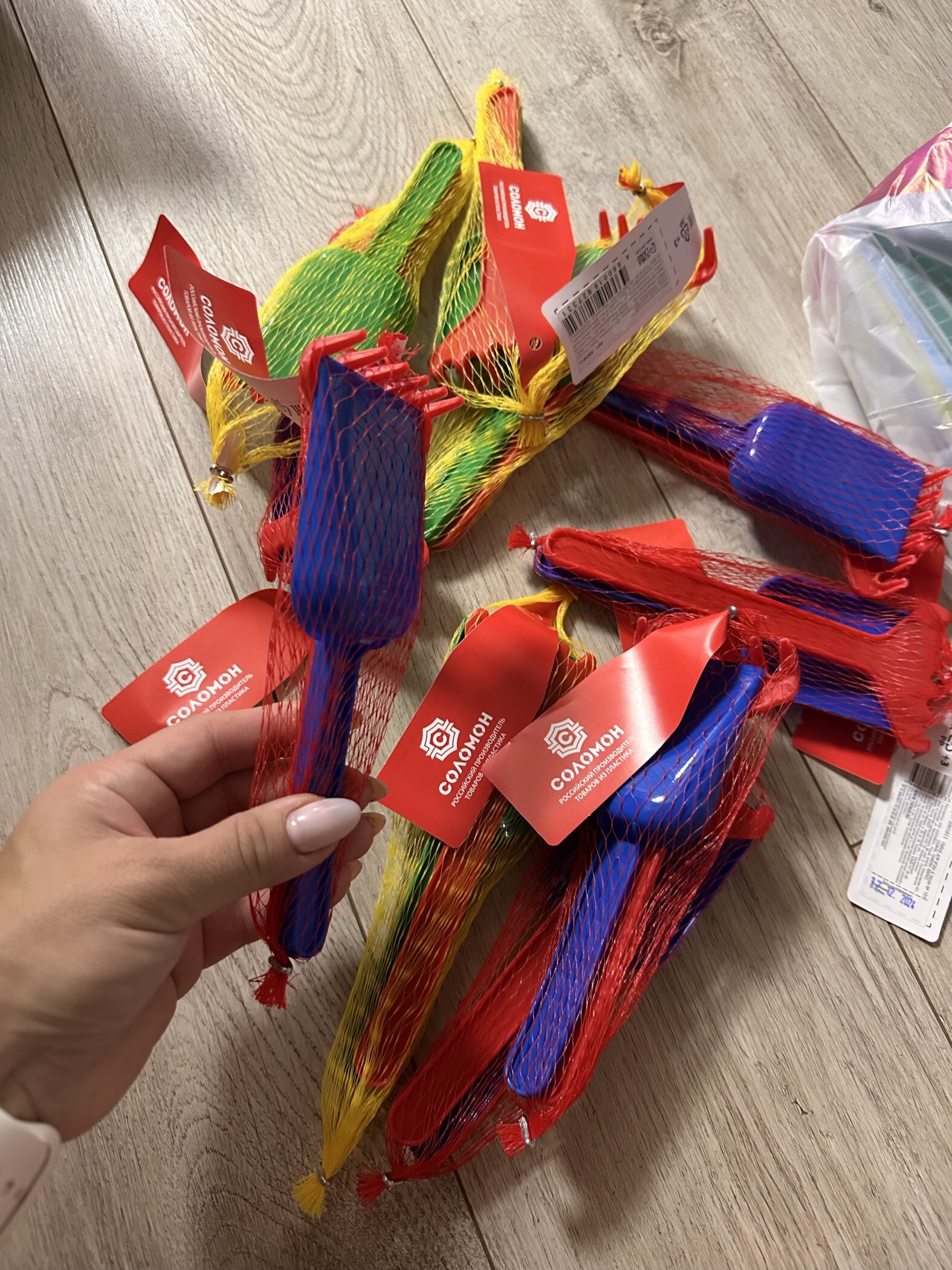 Фотография покупателя товара Набор игрушек для песочницы, 2 предмета: совок и грабли, МИКС - Фото 2