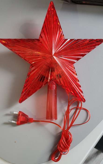 Фотография покупателя товара Светодиодная верхушка на ёлку «Звезда красная» 22 см, 30 LED, провод 2 метра, 220 В, свечение красное - Фото 23