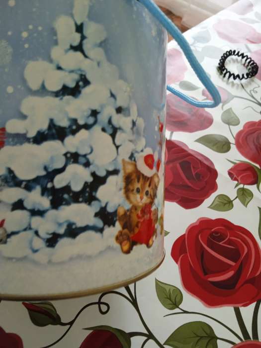 Фотография покупателя товара Подарочная коробка, тубус «Дедушка Мороз» 120×220 мм - Фото 3