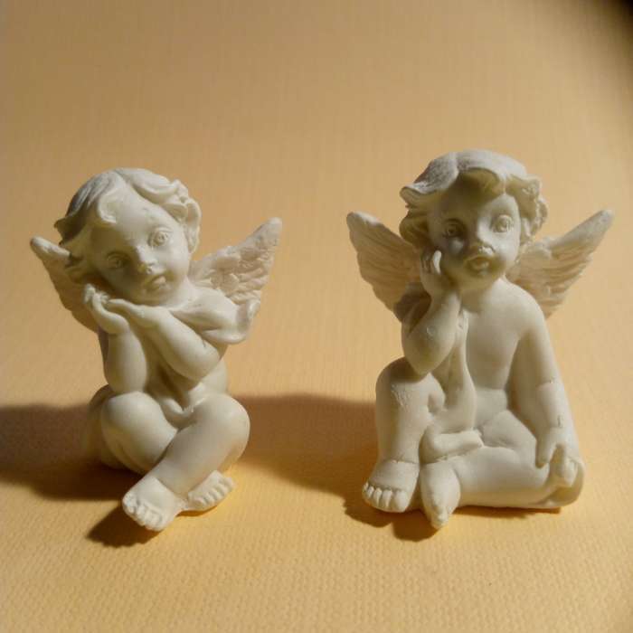 Фотография покупателя товара Фигурка полистоун «Ангелок отдыхающий», 3.8×2.6×3 см, МИКС - Фото 1