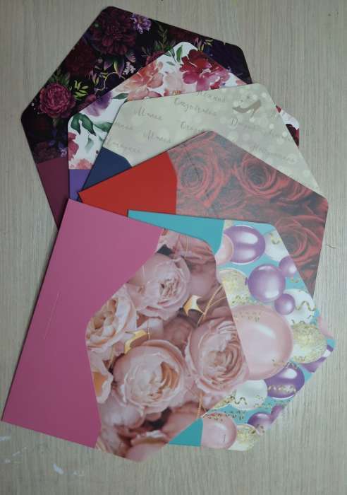 Фотография покупателя товара Конверты для денег «Мультики», софт тач, набор 6 штук - Фото 3