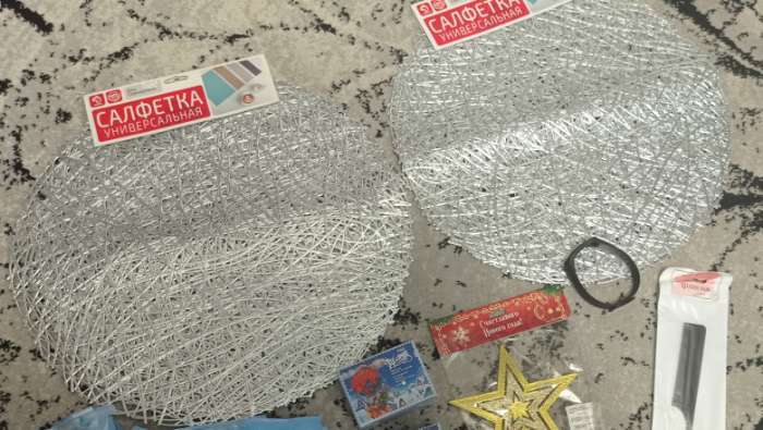 Фотография покупателя товара Набор салфеток сервировочных на стол Доляна «Паутинка», d=38 см, 4 шт, цвет серебряный