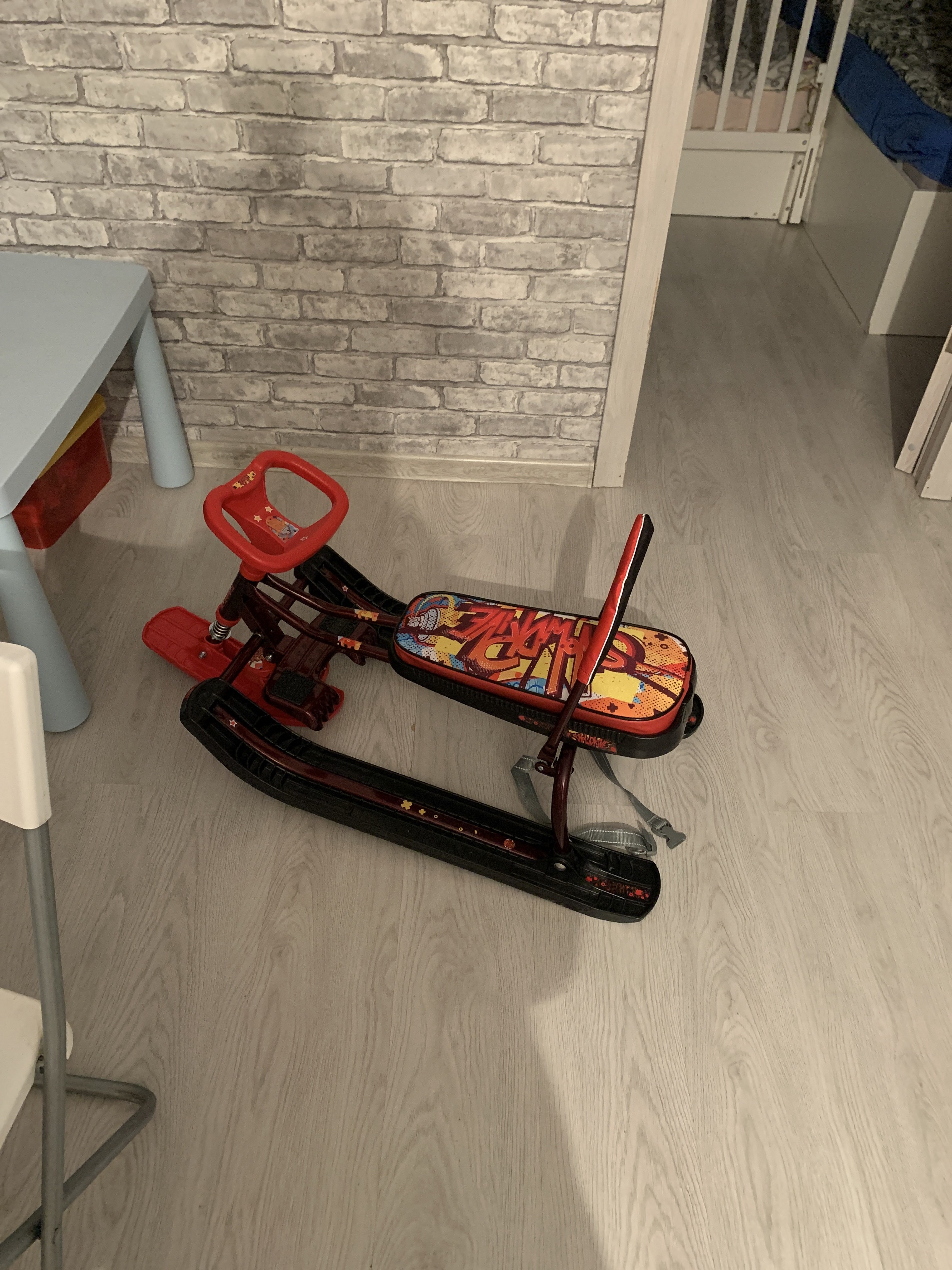 Фотография покупателя товара Снегокат «Тимка спорт 4-1 Робот», ТС4-1/Р2, со спинкой и ремнём безопасности, цвет чёрный/красный/бордовый - Фото 13