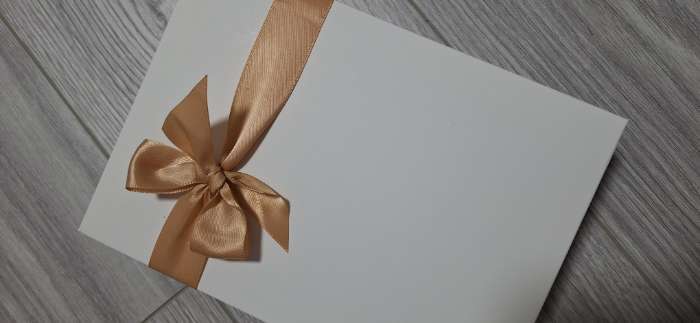 Фотография покупателя товара Коробка подарочная складная, упаковка, крышка - дно, с окном, белая, 23×23×6.5 см - Фото 1