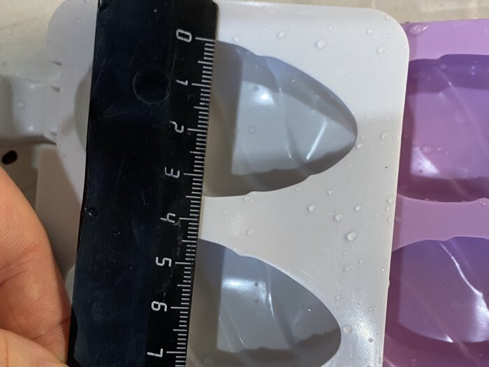 Фотография покупателя товара УЦЕНКА Форма для мороженого «Клубника со сливками», 19.5×11.5×2.4 см, 4 ячейки (6.7×3.7 см), белая - Фото 6