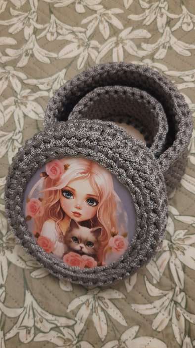 Фотография покупателя товара Донышки для вязания 2 в 1 «Девочка с котенком», круг 15 см, хдф 3 мм - Фото 2