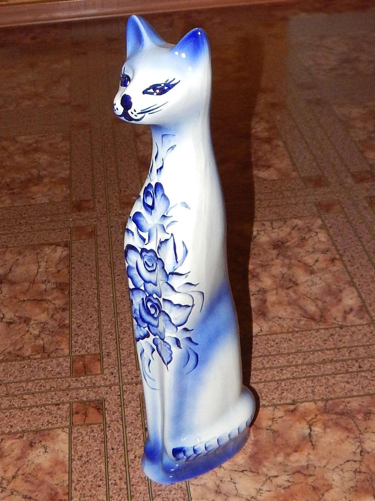 Фотография покупателя товара Копилка "Кот", глазурь, роспись, бело-синяя, 42 см - Фото 1