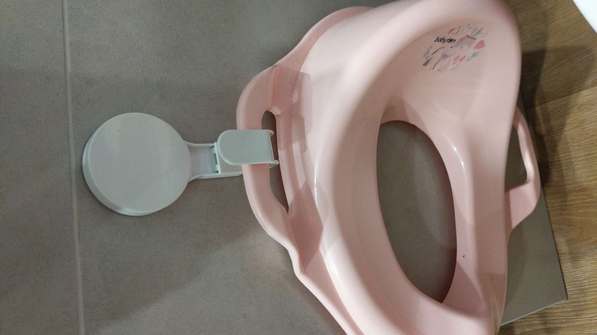 Фотография покупателя товара Крючок самоклеящийся Доляна Witlen, 12×6.5×4.7 см, белый - Фото 1