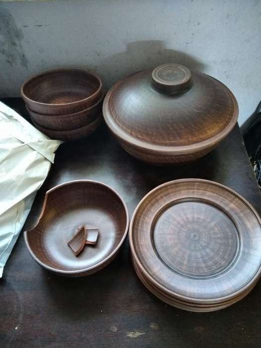 Фотография покупателя товара Набор посуды из красной глины "Эко", 9 предметов: сковорода 3,5 л, глубокие тарелки 0.8 л, плоские тарелки 20 см - Фото 8
