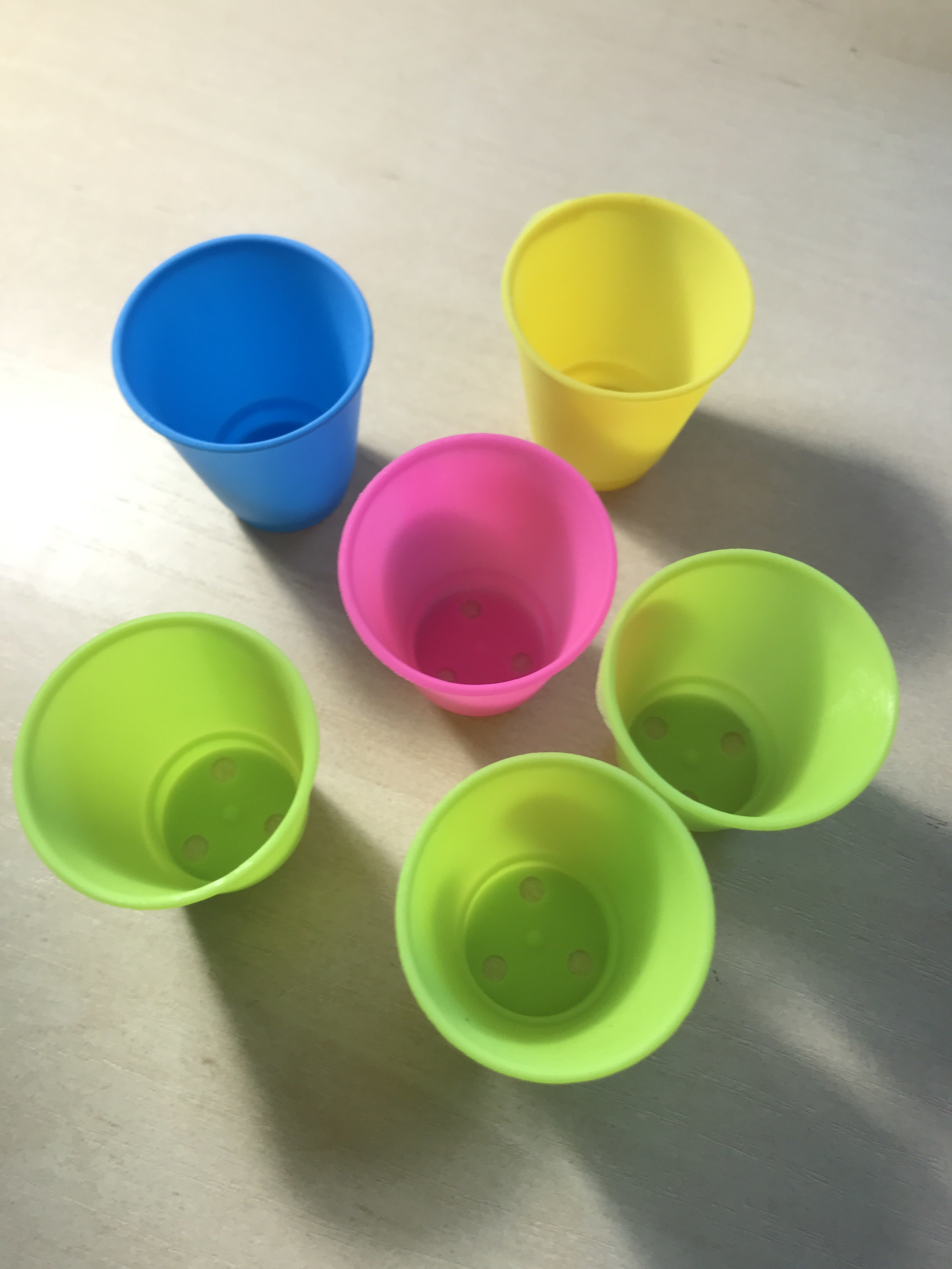 Фотография покупателя товара Набор для сортировки «Сортер-стаканчики: Цветные бомбошки» с пинцетом, по методике Монтессори - Фото 55
