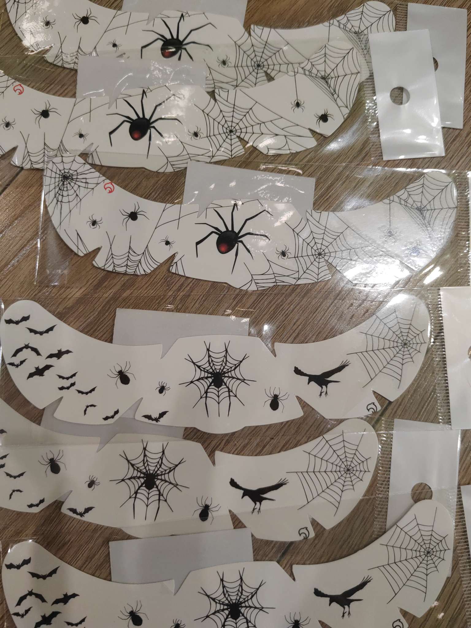 Фотография покупателя товара Переводная тату на тело чёрная «Веснушки. Летучие мыши, пауки и ворон», 16×5 см - Фото 1