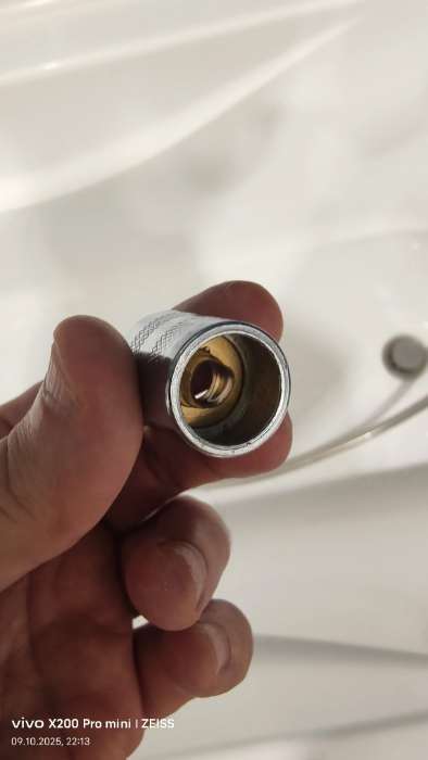 Фотография покупателя товара Душевой шланг ZEIN Z31PS, 150 см, гайки стальные, латунная втулка, силикон, серебристый, Имп/Имп - Фото 3